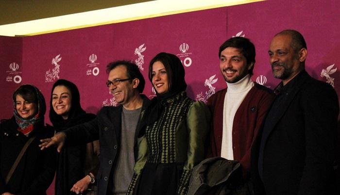 مریلا زارعی در صحنه فیلم سینمایی گیتا به همراه مسعود مددی و سارا بهرامی