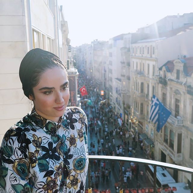 تصویری شخصی از هانیه غلامی، بازیگر سینما و تلویزیون