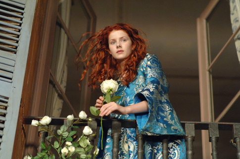 Rachel Hurd-Wood در صحنه فیلم سینمایی عطر: قصه یک آدمکش