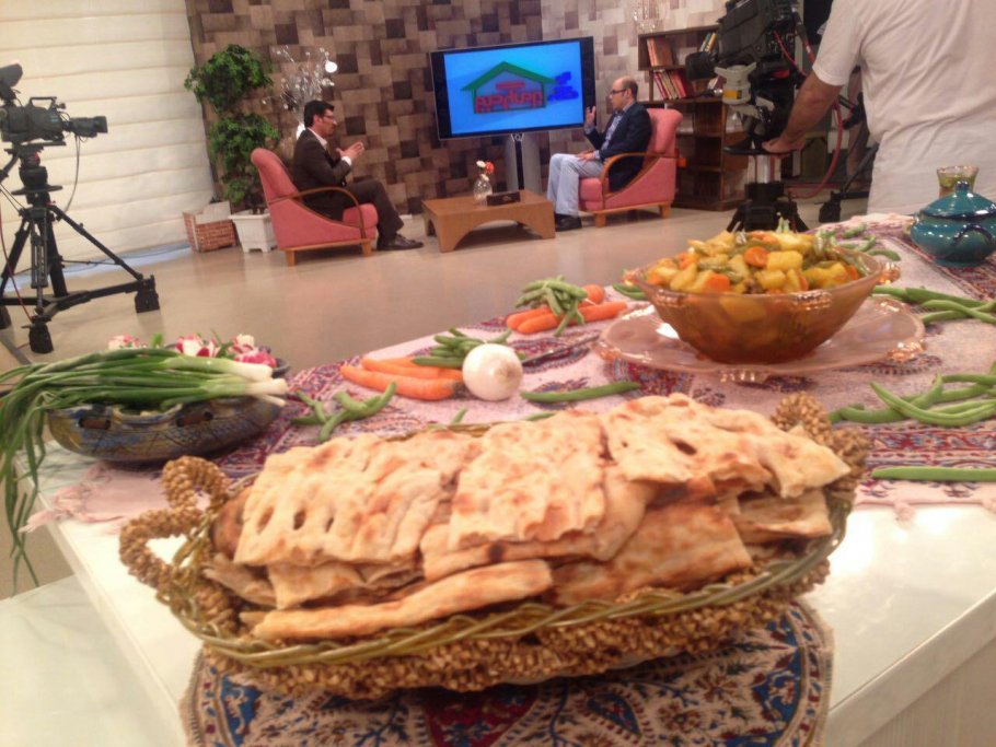  برنامه تلویزیونی به خانه برمیگردیم به کارگردانی ندارد