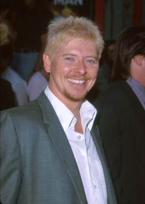 Dave Foley در صحنه فیلم سینمایی ساوت پارک: گنده تر، درازتر و کوتاه نشده