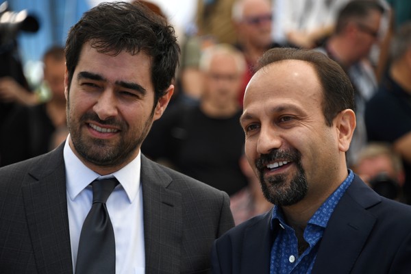 سید‌شهاب حسینی در اکران افتتاحیه فیلم سینمایی فروشنده به همراه اصغر فرهادی