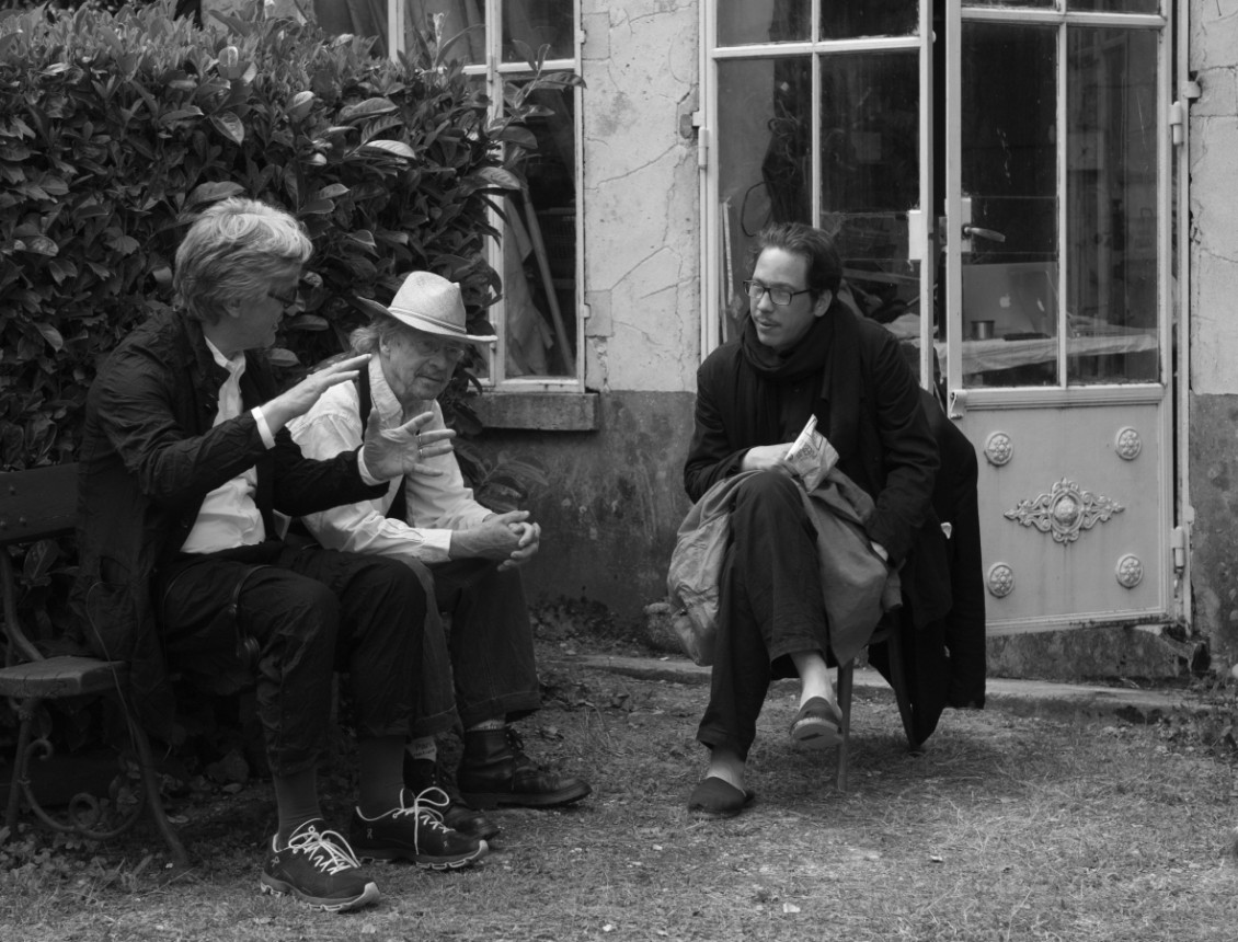 ویم وندرس در صحنه فیلم سینمایی Les beaux jours d'Aranjuez به همراه ردا کاتب و پیتر هاندکه