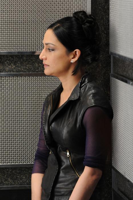Archie Panjabi در صحنه سریال تلویزیونی همسر خوب