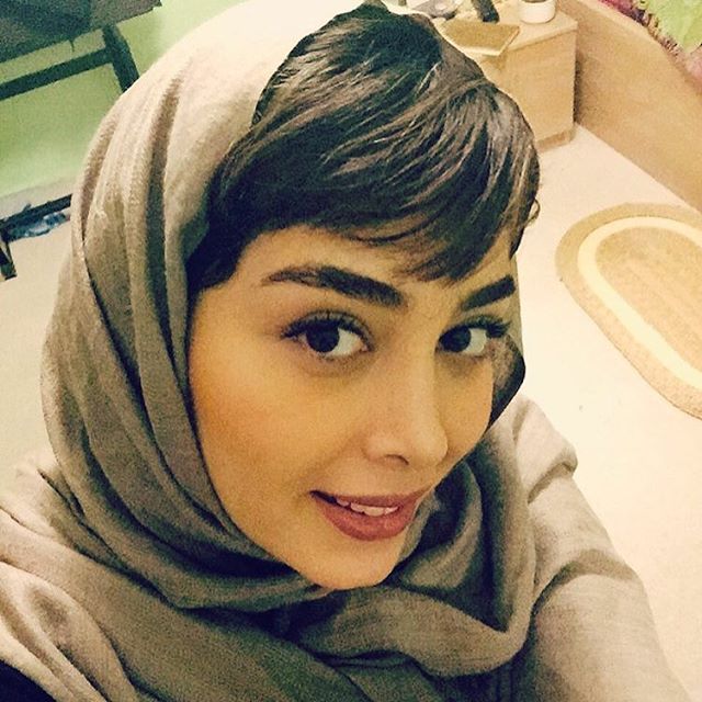 تصویری شخصی از دیبا زاهدی، بازیگر سینما و تلویزیون