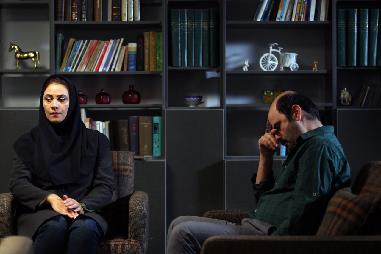 علی مصفا در صحنه فیلم سینمایی درساژ به همراه شبنم مقدمی