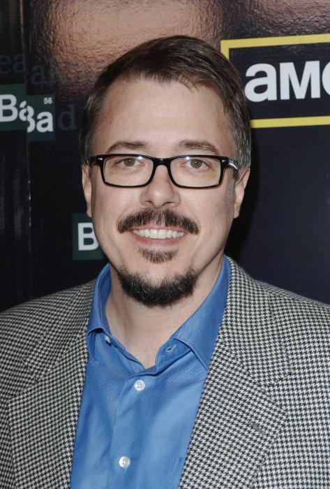 Vince Gilligan در صحنه سریال تلویزیونی برکینگ بد