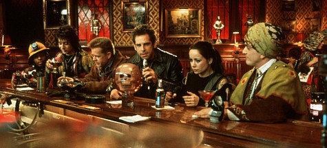Kel Mitchell در صحنه فیلم سینمایی Mystery Men به همراه Paul Reubens، Ben Stiller، ویلیام اچ میسی، هانک آزاریا و جانین گاروفالو