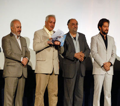 بهرام رادان در اکران افتتاحیه فیلم سینمایی راه آبی ابریشم به همراه داریوش ارجمند