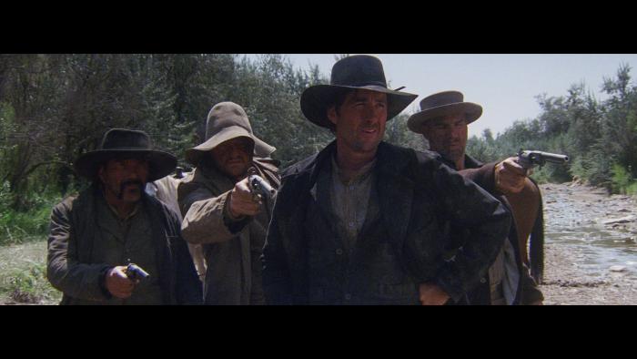  فیلم سینمایی قانون شکنان و فرشتگان با حضور Luke Wilson