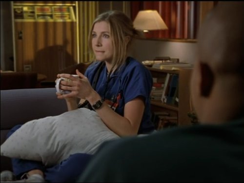 Sarah Chalke در صحنه سریال تلویزیونی اسکرابز