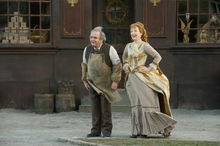  فیلم سینمایی The Christmas Candle با حضور Lesley Manville و Sylvester McCoy