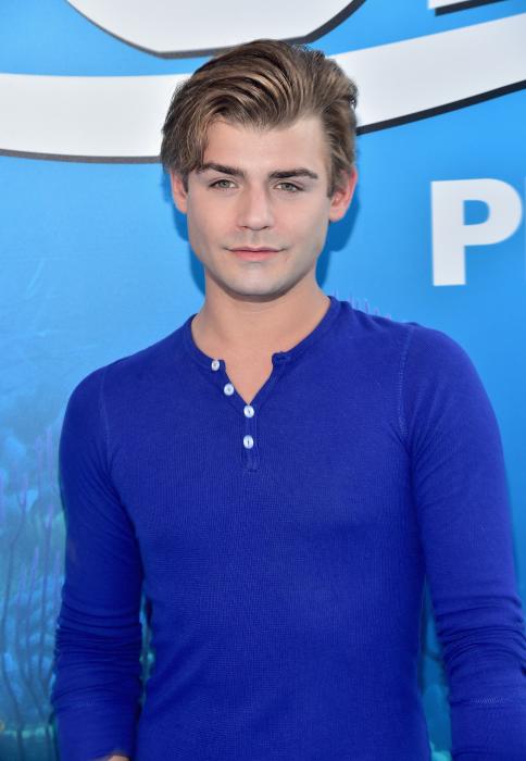 Garrett Clayton در صحنه فیلم سینمایی Finding Dory