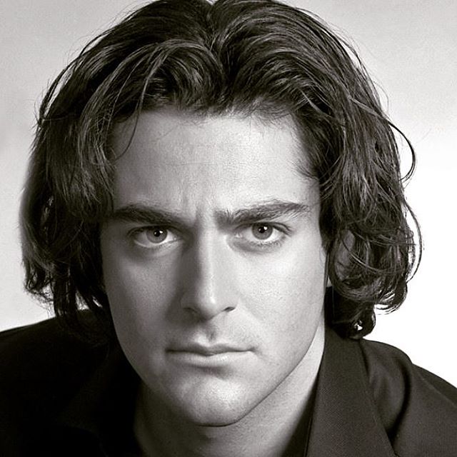 تصویری شخصی از محمدرضا گلزار، بازیگر و مجری سینما و تلویزیون