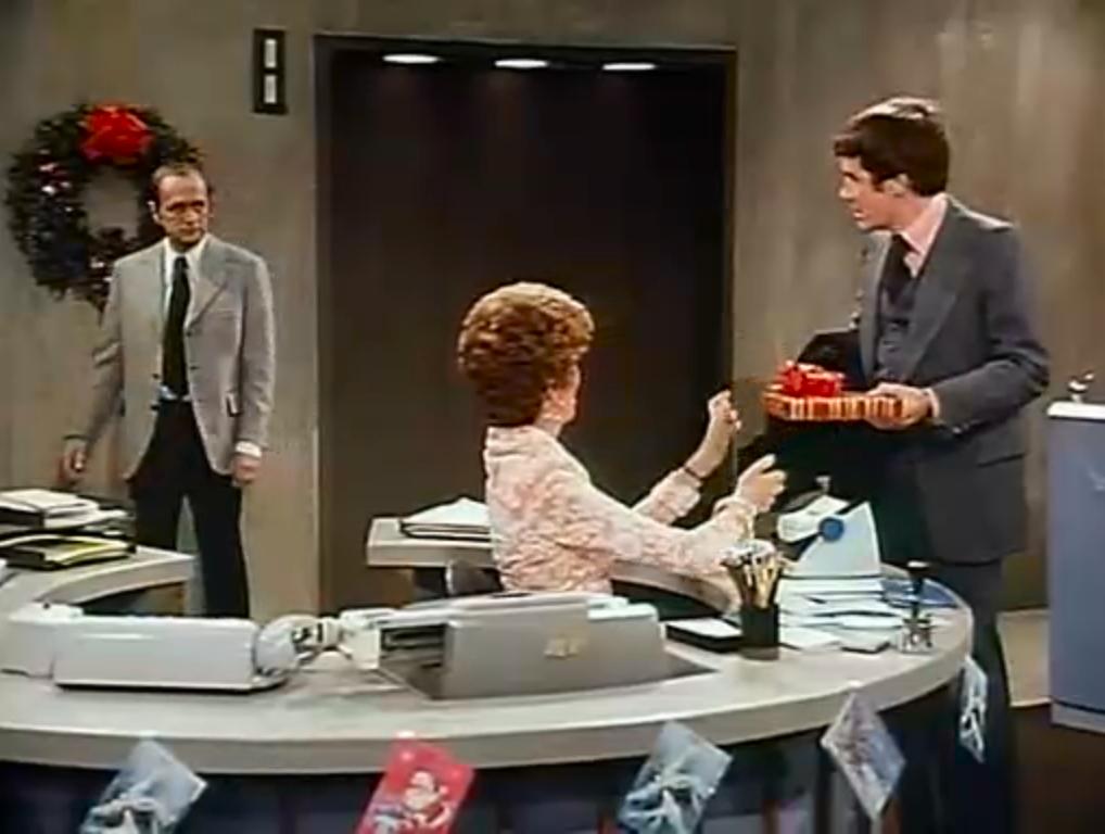  سریال تلویزیونی The Bob Newhart Show به کارگردانی Alan Myerson و Jay Sandrich و George Tyne و Peter Baldwin و Peter Bonerz و Alan Rafkin و Jerry London و Michael Zinberg و Dick Martin و James Burrows