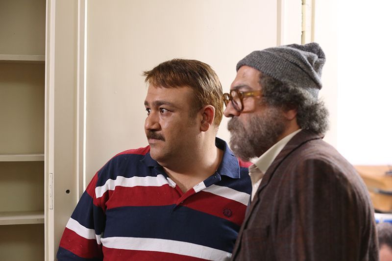 مهران غفوریان در صحنه فیلم سینمایی ما خیلی باحالیم به همراه مجید صالحی