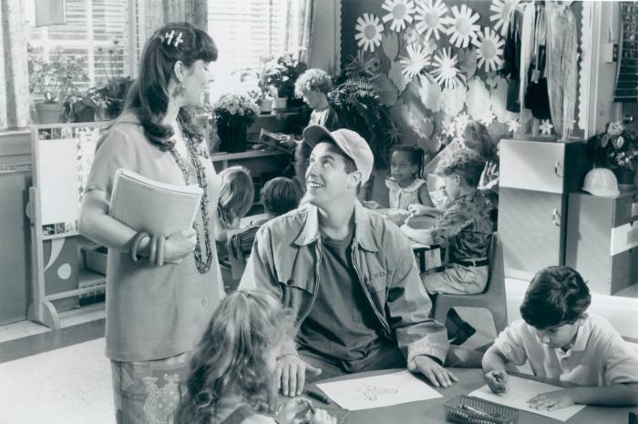 Dina Platias در صحنه فیلم سینمایی بیلی مدیسون به همراه آدام سندلر