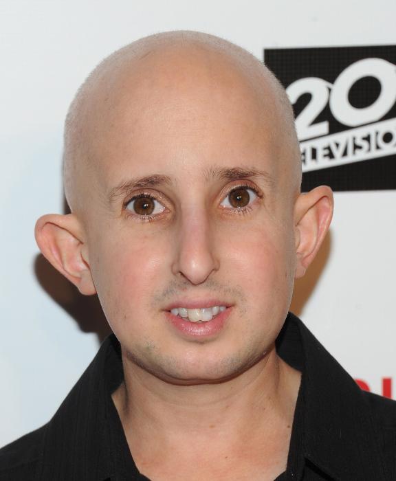 Ben Woolf در صحنه سریال تلویزیونی داستان ترسناک آمریکایی