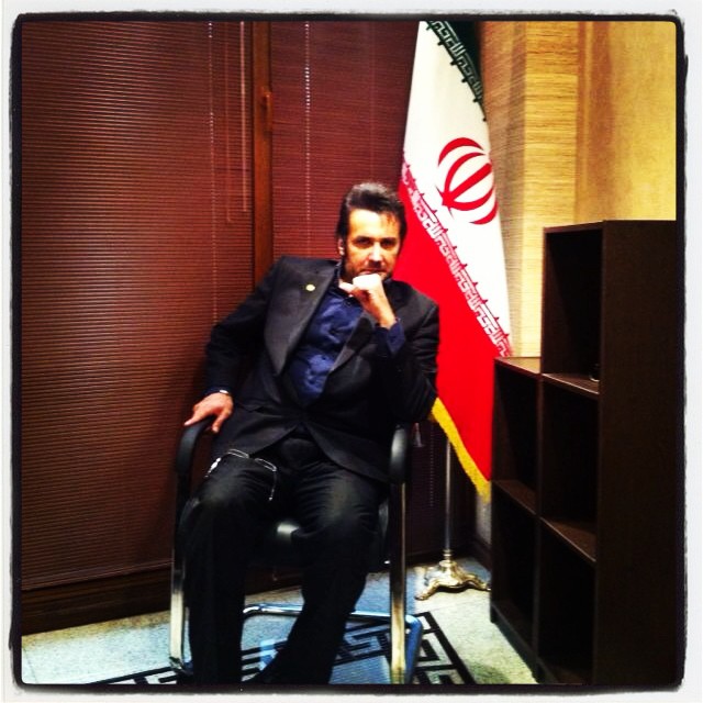 تصویری شخصی از سیدحسام نواب‌صفوی، بازیگر سینما و تلویزیون