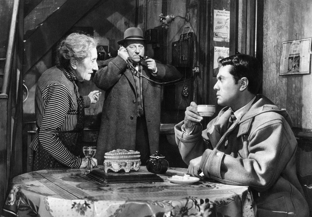  فیلم سینمایی Maigret and the St. Fiacre Case با حضور Jean Gabin، Robert Hirsch و Gabrielle Fontan