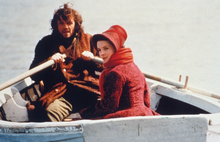 امیر کوستوریتسا در صحنه فیلم سینمایی The Widow of Saint-Pierre به همراه ژولیت بینوش