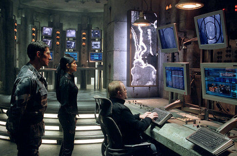 برایان کاکس در صحنه فیلم سینمایی مردان ایکس 2 به همراه Peter Wingfield و Kelly Hu