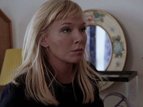 Kelli Giddish در صحنه سریال تلویزیونی قانون و نظم: واحد قربانیان ویژه