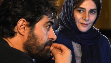هنگامه قاضیانی در صحنه فیلم سینمایی برادرم خسرو به همراه سید‌شهاب حسینی