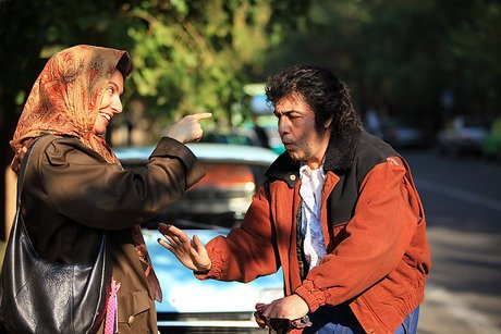 مهناز افشار در صحنه فیلم سینمایی نهنگ عنبر 2: سلکشن رویا به همراه رضا عطاران