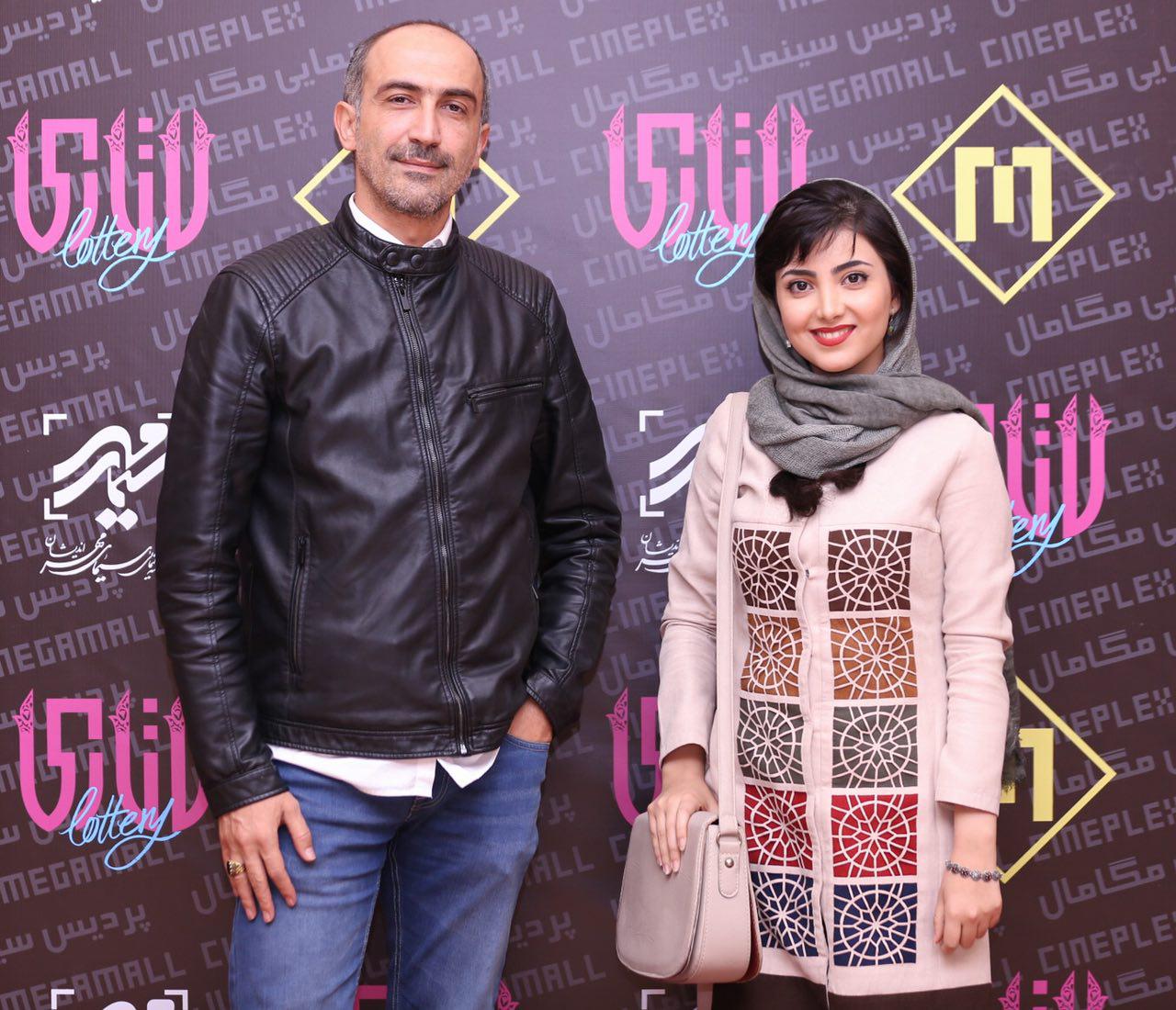 زیبا کرمعلی در اکران افتتاحیه فیلم سینمایی لاتاری به همراه هادی حجازی‌فر