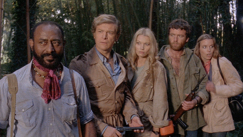 Ian McCulloch در صحنه فیلم سینمایی Zombie Holocaust به همراه Sherry Buchanan، Dakar، Alexandra Delli Colli و Peter O'Neal