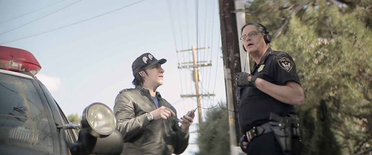 Marilyn Manson در صحنه فیلم سینمایی Wrong Cops: Chapter 1 به همراه Mark Burnham