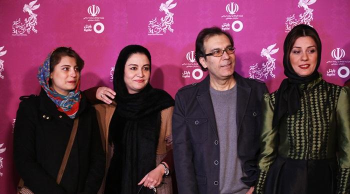 مسعود مددی در صحنه فیلم سینمایی گیتا به همراه مریلا زارعی و سارا بهرامی