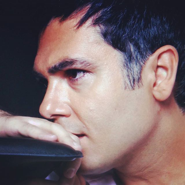 تصویری شخصی از کوروش تهامی، بازیگر سینما و تلویزیون