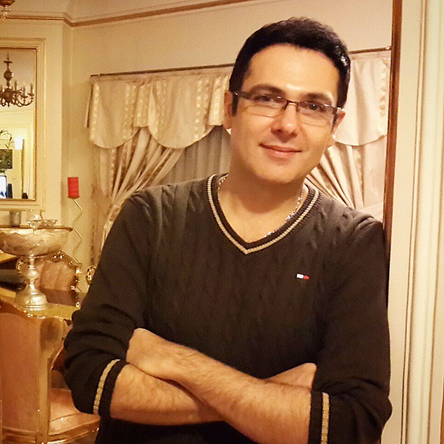 تصویری شخصی از کوروش تهامی، بازیگر سینما و تلویزیون