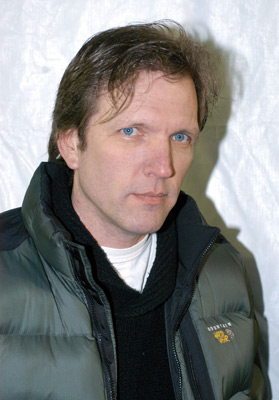 مارتین دونوان در صحنه فیلم سینمایی Saved!