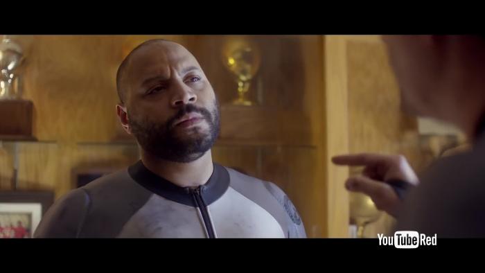 Colton Dunn در صحنه فیلم سینمایی Lazer Team