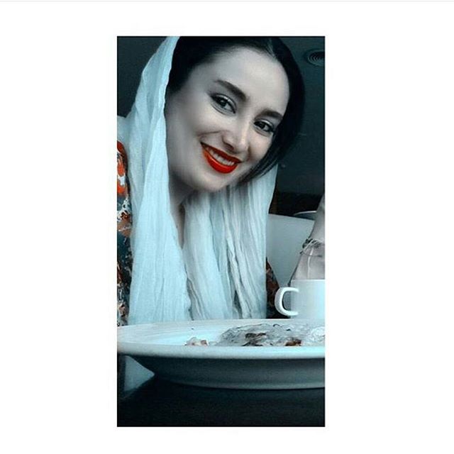 تصویری شخصی از بهاره افشاری، بازیگر و تهیه کننده سینما و تلویزیون