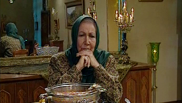جمیله شیخی در صحنه سریال تلویزیونی تولدی دیگر