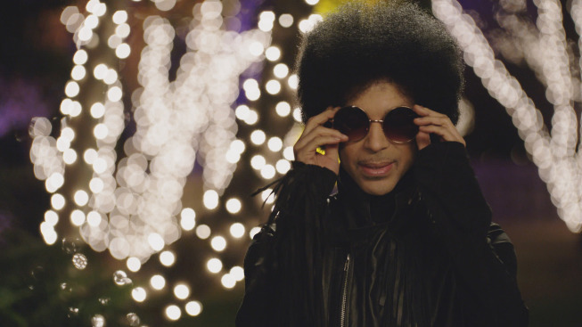 Prince در صحنه سریال تلویزیونی دختر جدید