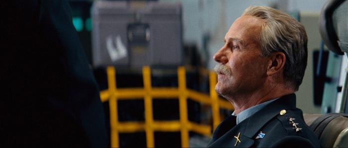 William Hurt در صحنه فیلم سینمایی هالک شگفت انگیز