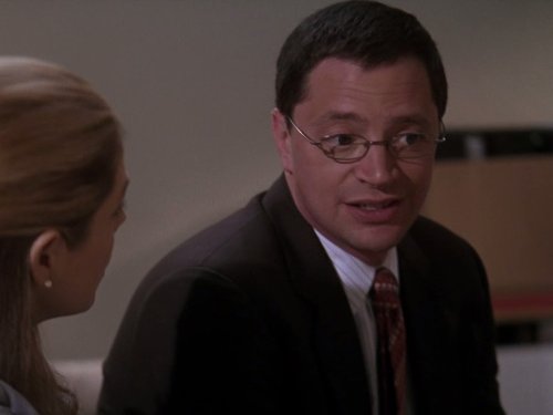 Joshua Malina در صحنه سریال تلویزیونی بال غربی