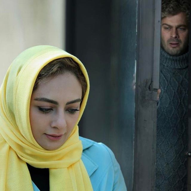 یکتا ناصر در صحنه فیلم سینمایی فصل نرگس به همراه پژمان بازغی