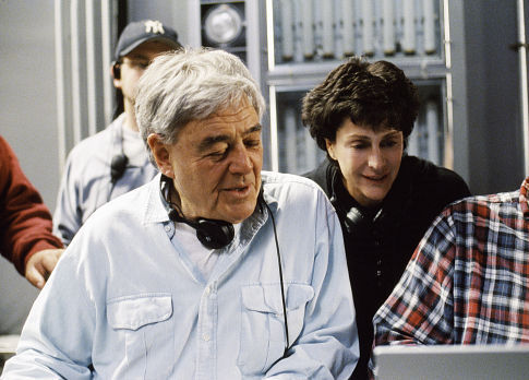Richard Donner در صحنه فیلم سینمایی خط زمان