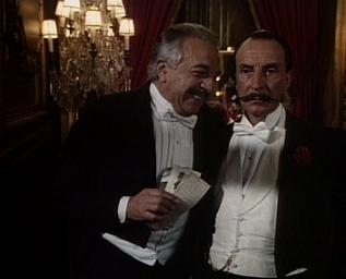 Ian Richardson در صحنه سریال تلویزیونی The Phantom of the Opera به همراه Jean-Pierre Cassel