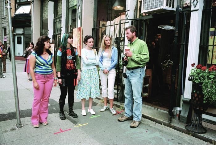 Amber Tamblyn در صحنه فیلم سینمایی انجمن خواهری شلوار مسافر "شلوار سفر" ! به همراه Ken Kwapis، Alexis Bledel، آمریکای فررا و بلیک لیولی