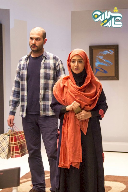  برنامه تلویزیونی کام شیرین به کارگردانی ندارد