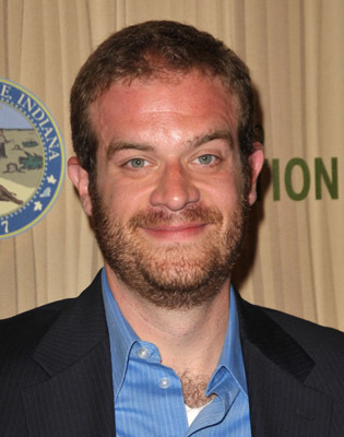 اریک ادلستین در صحنه سریال تلویزیونی پارک ها و تفریحات