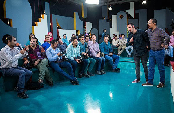  برنامه تلویزیونی خندوانه به کارگردانی رامبد جوان