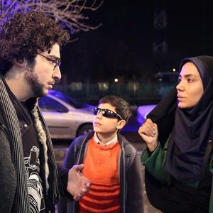  فیلم سینمایی اینجا هم باران می‌بارد به کارگردانی نادر طریقت